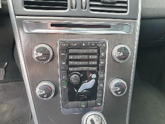 Volvo Xc-60 2.0 AUTOMAAT D4 FWD Summum picture 23