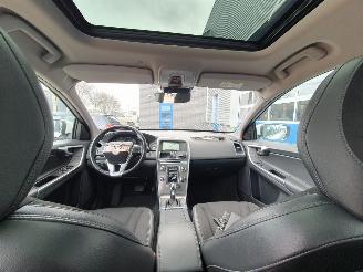 Volvo Xc-60 2.0 AUTOMAAT D4 FWD Summum picture 18