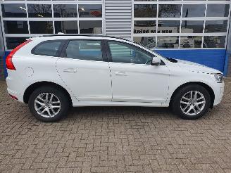 Volvo Xc-60 2.0 AUTOMAAT D4 FWD Summum picture 7