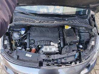 Peugeot 2008 1.2 Automaat PureTech Blue Lease Allure picture 9