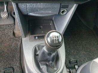 Volkswagen Caddy maxi 1.6 TDI Maxi Economy Baseline picture 19