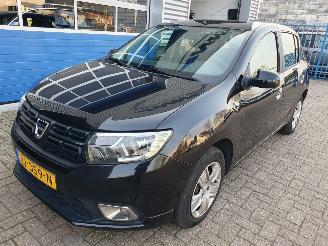 skadebil auto Dacia Sandero 0.9 TCe Bi-Fuel Laureate benzine - LPG 2019/6