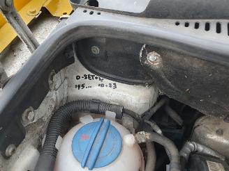 Volkswagen Caddy 1.6 TDI Maxi BMT picture 11