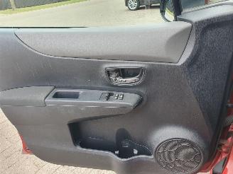 Toyota Yaris 1.3 VVT-i Aspiration picture 11