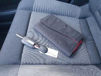 Citroën C4 cactus 1.2 PureTech Business picture 24