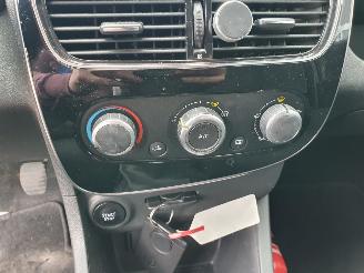 Renault Clio 0.9 TCe Limited picture 19