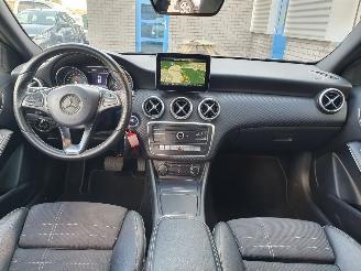Mercedes A-klasse 180 Prestige Automaat picture 19