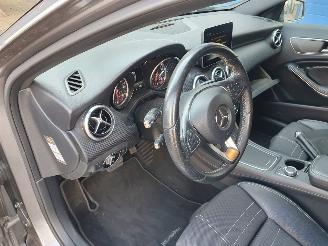 Mercedes A-klasse 180 Prestige Automaat picture 15