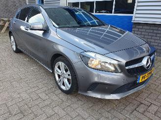 Mercedes A-klasse 180 Prestige Automaat picture 7