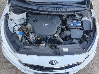 Kia Cee d 1.6 GDI ComfortLine picture 10