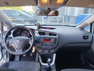 Kia Cee d 1.6 GDI ComfortLine picture 18