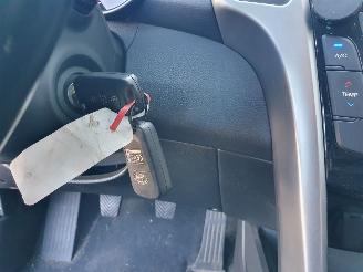 Hyundai I-30 1.6 GDI Go! picture 19