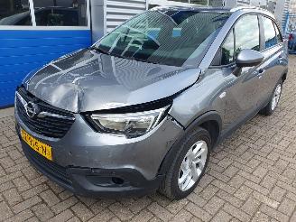 Unfallwagen Opel Crossland X 1.2 Turbo Innovation 2018/11