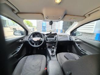 Ford Focus 1.0 Titanium picture 19