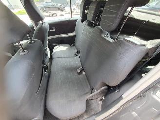 Toyota Yaris 1.3 VVTi Terra schadevrij picture 24