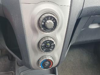 Toyota Yaris 1.3 VVTi Terra schadevrij picture 20