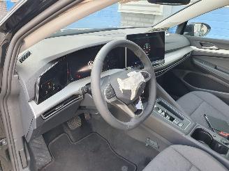 Volkswagen Golf 1.5 eHybrid Life Edition picture 14