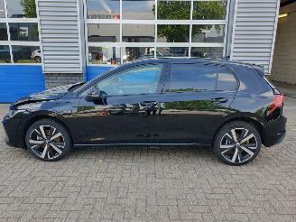 Volkswagen Golf 1.5 eHybrid Life Edition picture 2