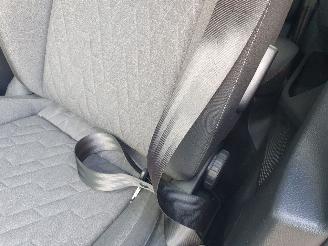 Volkswagen Golf 1.5 eHybrid Life Edition picture 17
