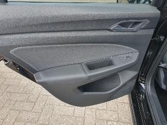Volkswagen Golf 1.5 eHybrid Life Edition picture 29