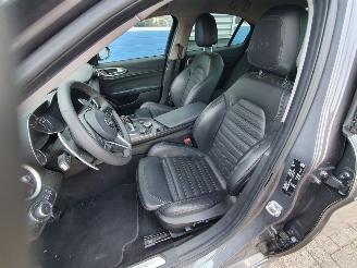 Alfa Romeo Giulia 2.0T AWD Veloce Automaat picture 17
