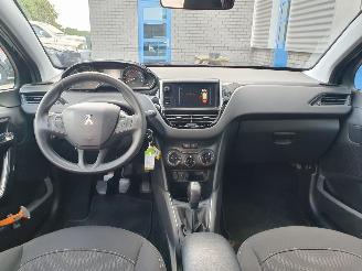 Peugeot 208 1.2 PureTech Blue Lion picture 19