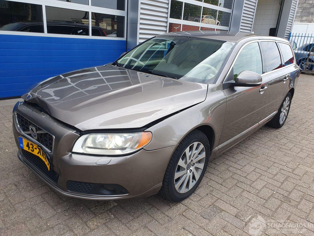 Volvo V-70 1.6 T4 Summum Automaat