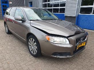 Volvo V-70 1.6 T4 Summum Automaat picture 7