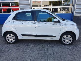 Renault Twingo 1.0 SCe Collection picture 6