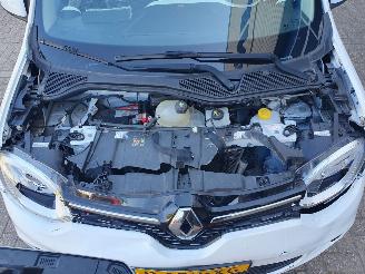 Renault Twingo 1.0 SCe Collection picture 9