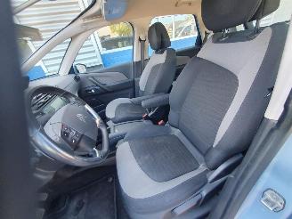 Citroën C4 PICASSO 1.6 e-HDi Tendance Automaat diesel picture 16