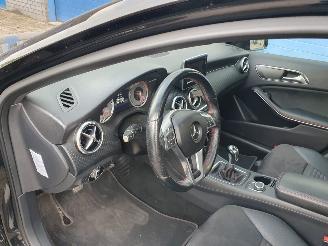Mercedes A-klasse 180 Prestige picture 12