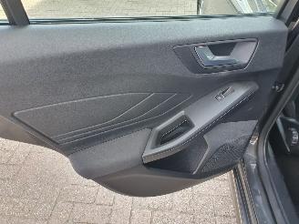 Ford Focus 1.0 EcoBoost Hybrid ST Line Business picture 26