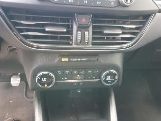 Ford Focus 1.0 EcoBoost Hybrid ST Line Business picture 23