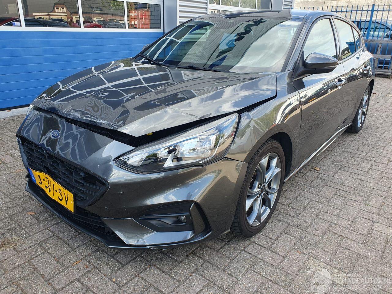 Ford Focus 1.0 EcoBoost Hybrid ST Line Business