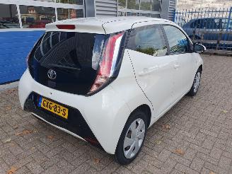 Toyota Yaris 1.0 VVT-i x picture 5