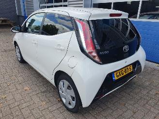 Toyota Yaris 1.0 VVT-i x picture 3