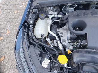 Renault Clio E-TECH FULL HYBRID 1.6 145 evolution picture 13