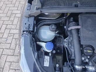 Peugeot 208 1.2 PureTech Active Pack picture 10