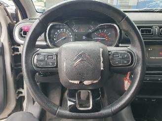 Citroën C3 1.2 PureTech Shine picture 18