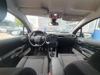 Citroën C3 1.2 PureTech Shine picture 16