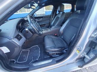 Jaguar XF 2.0d Portfolio R-Sport Automaat picture 15