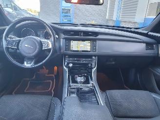 Jaguar XF 2.0d Portfolio R-Sport Automaat picture 17