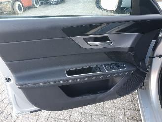 Jaguar XF 2.0d Portfolio R-Sport Automaat picture 12