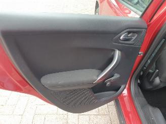 Peugeot 2008 1.2 PureTech Blue Lion picture 24