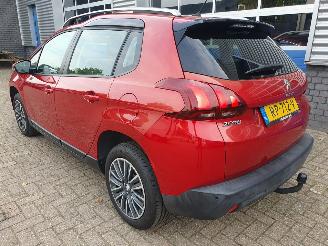 Peugeot 2008 1.2 PureTech Blue Lion picture 3