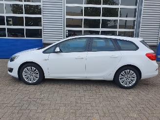Opel Astra SPORTS TOURER 1.6 Edition picture 2