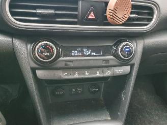 Hyundai Kona 1.0T Essence picture 19