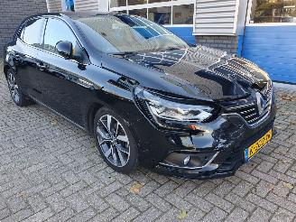 Renault Mégane 1.2 TCe Série Signature Exclusiv Automaat picture 7