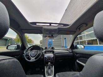 Suzuki Vitara 1.6 High Executive automaat picture 18